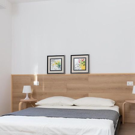 New Exclusive Melegnano Apartments- Near Train Station エクステリア 写真