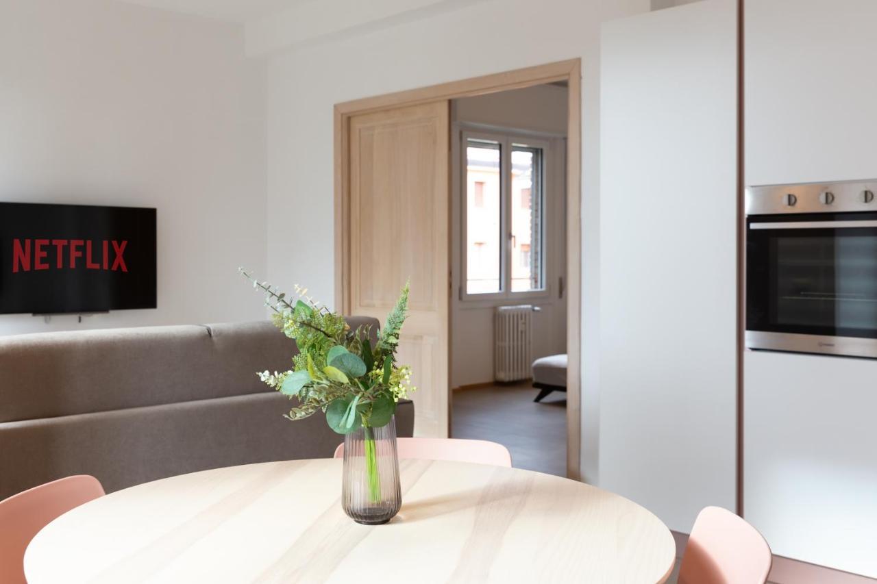 New Exclusive Melegnano Apartments- Near Train Station エクステリア 写真