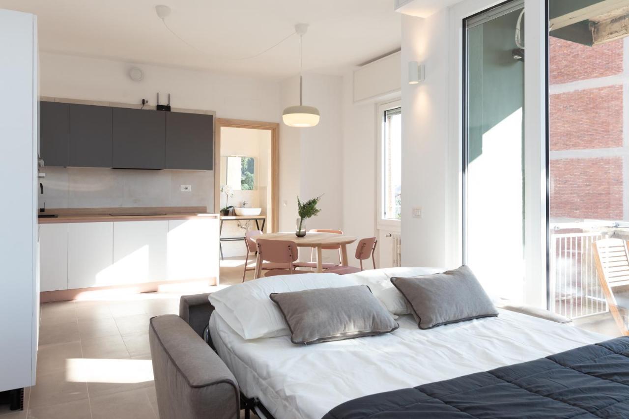 New Exclusive Melegnano Apartments- Near Train Station エクステリア 写真