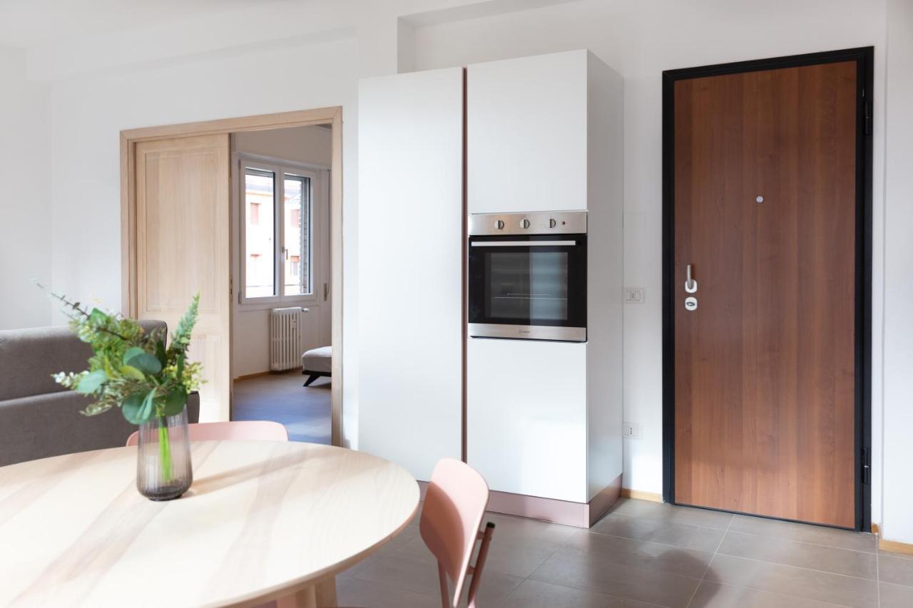 New Exclusive Melegnano Apartments- Near Train Station エクステリア 写真