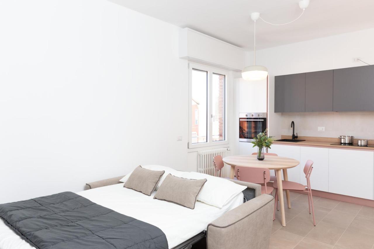 New Exclusive Melegnano Apartments- Near Train Station エクステリア 写真