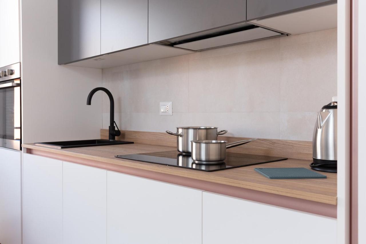 New Exclusive Melegnano Apartments- Near Train Station エクステリア 写真