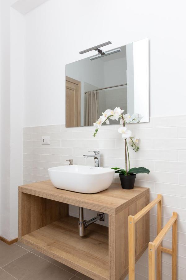 New Exclusive Melegnano Apartments- Near Train Station エクステリア 写真