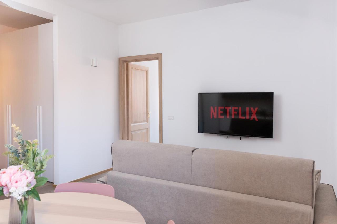 New Exclusive Melegnano Apartments- Near Train Station エクステリア 写真