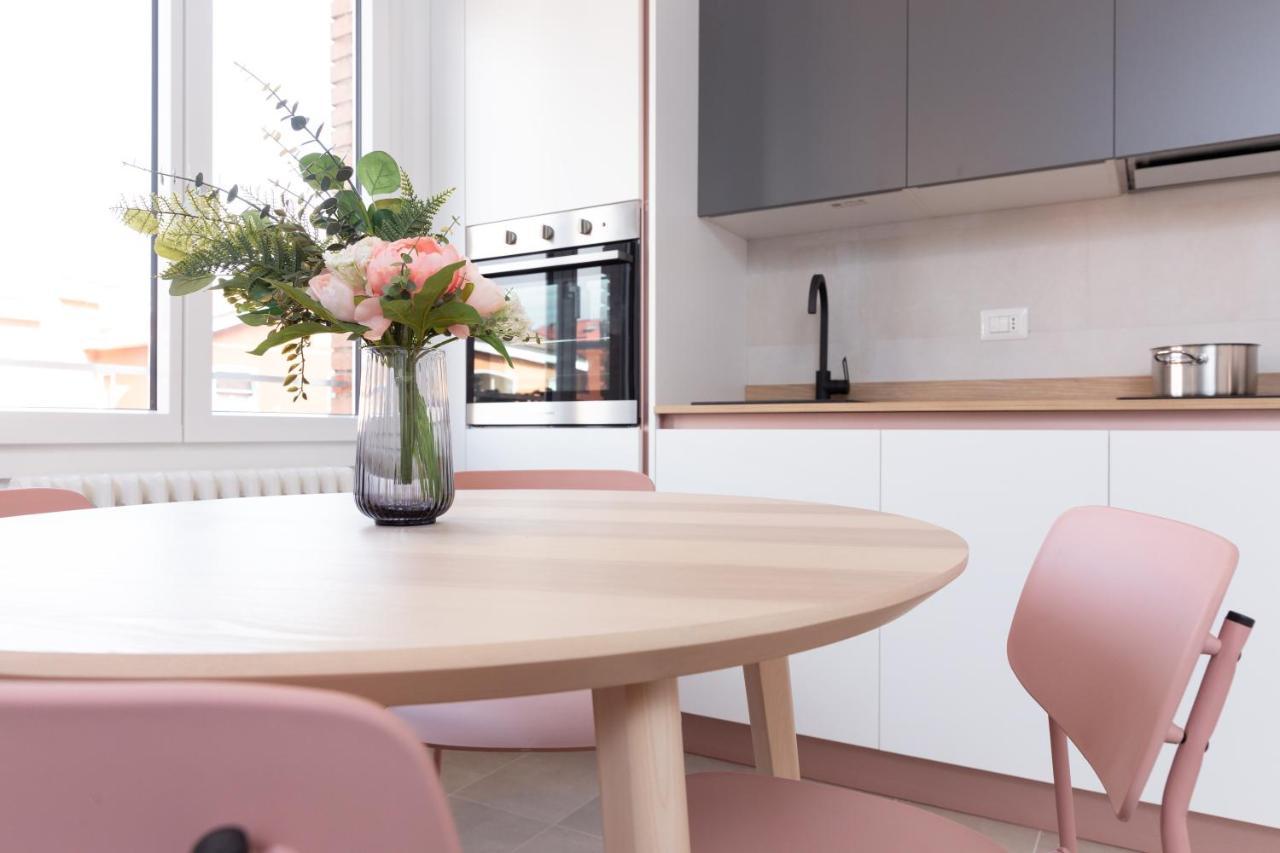 New Exclusive Melegnano Apartments- Near Train Station エクステリア 写真